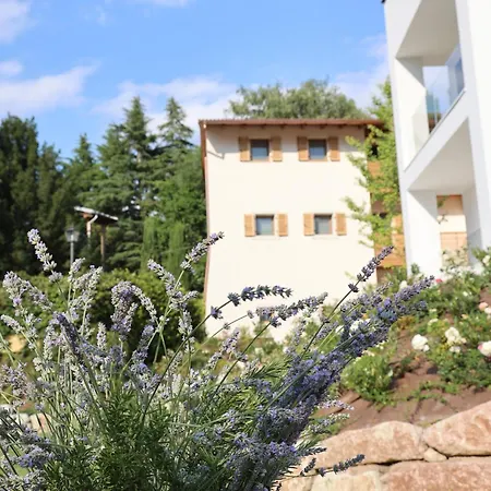 Midum Luxuryapartments Con Giardino * Trento